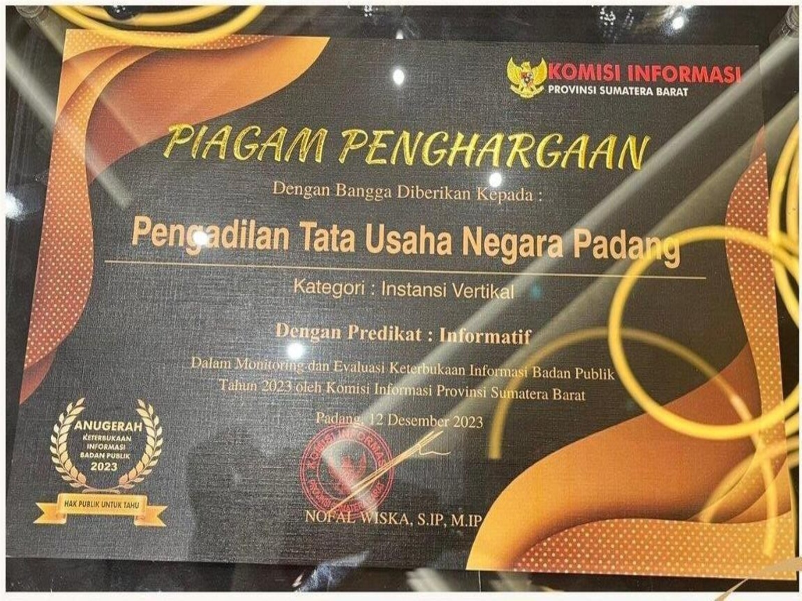 Piagram Penghargaan Komisi Informasi Sumatera Barat